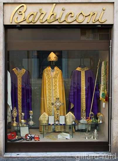 vestments